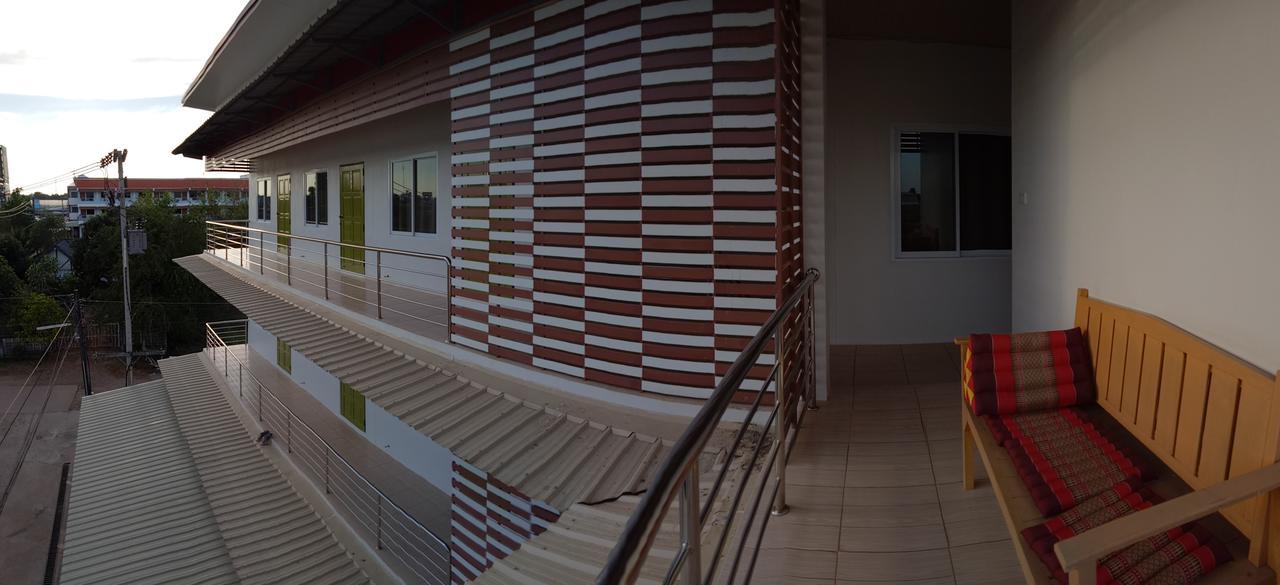 Greenhouse Apartment Nakhonphanom Kültér fotó